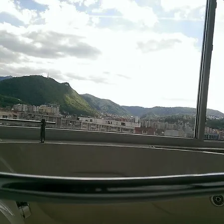 Panoramic Studio - Jacuzzi & Parking Apartmán *